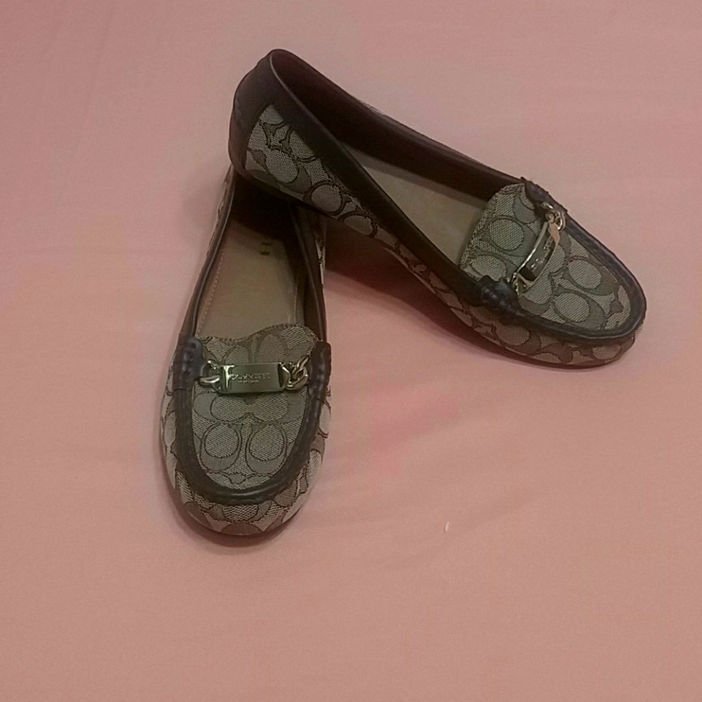 Coach classic shoes 9M